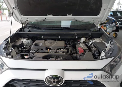 2021 Toyota Rav4 Xle из США, поврежденный, VIN 2T3W1RFV0MC086086